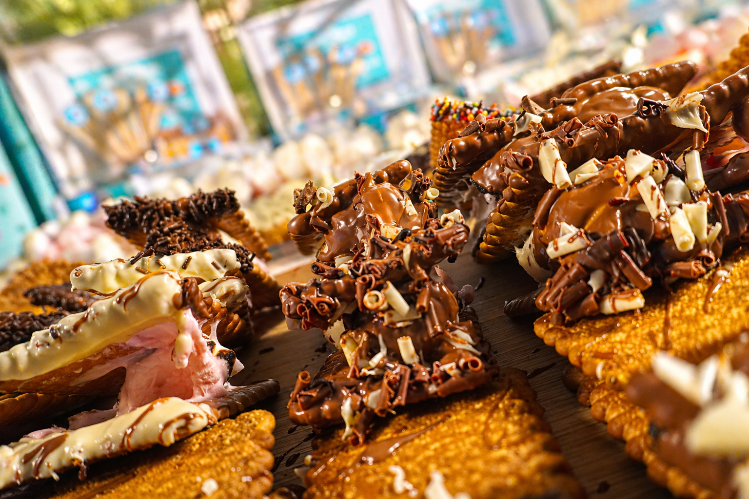 S'moresboard Party Pack by Toast'd - s'mores board for garden parties and BBQs